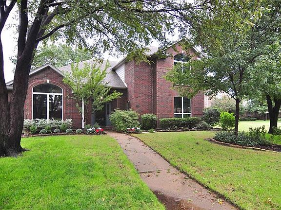 2nd image of 2124 Larkspur Dr