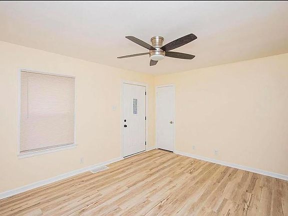 4th image of 6657 Thurston Ave