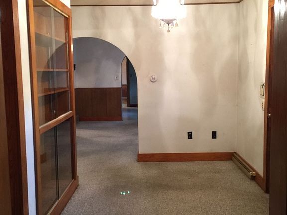 4th image of 420 E Northern Ave