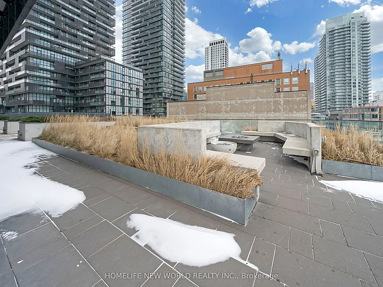 8 Eglinton Ave E #4903 — Photo 16