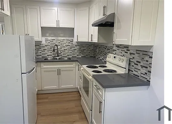 2 bed, 850 sqft, $2,450 — Photo 3