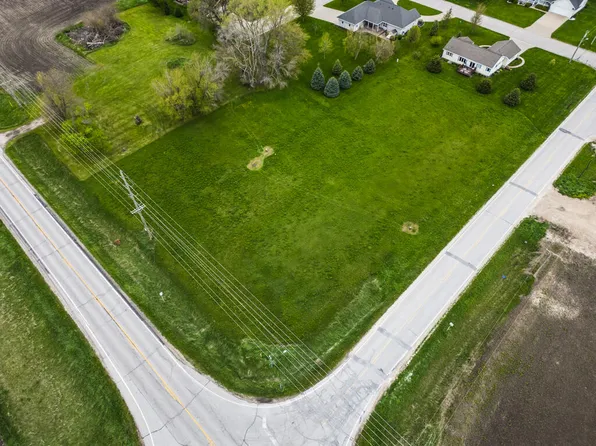 East St, Radcliffe, IA 50230