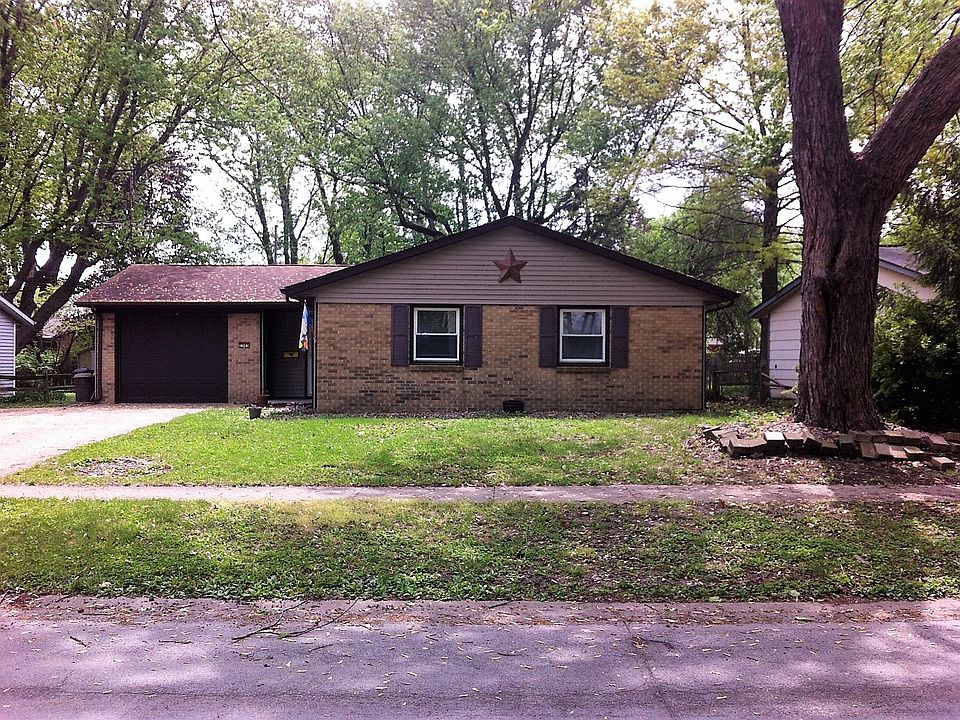 2305 Lantern Hill Dr. Urbana
