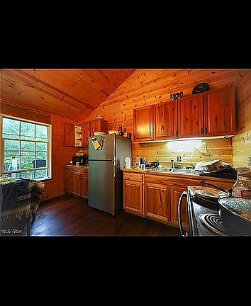 4th image of 30939 Jacks Run Rd