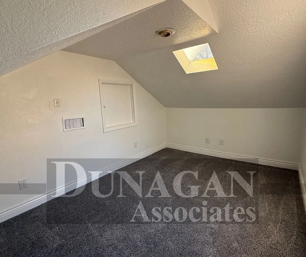 2 Bedroom - 1 Bath home!! — Photo 4
