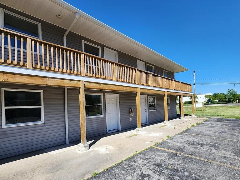 3230 Moran Rd — Photo 1