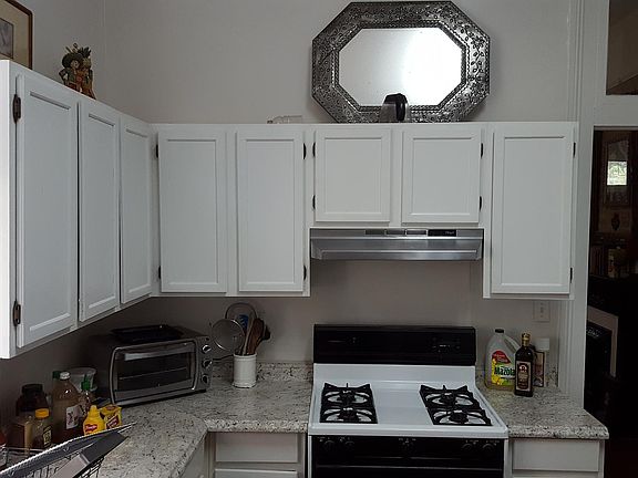 5th image of 1623 Fern St