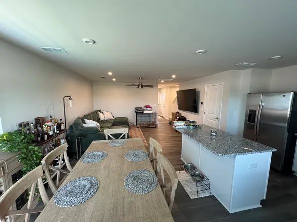 1530 39th Avenue Loop NE Unit 6, Hickory, NC 28601