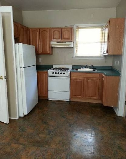 1st image of 278 Kimball St