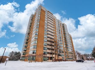 7601 Bathurst St #315, Vaughan, ON L4J 4H5