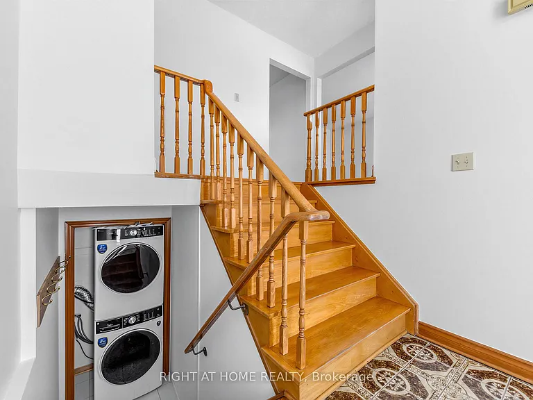 33 Arthur Griffith Dr #A — Photo 5