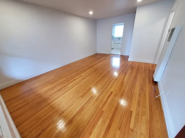 1755 E 2nd St APT 10, Long Beach, CA 90802