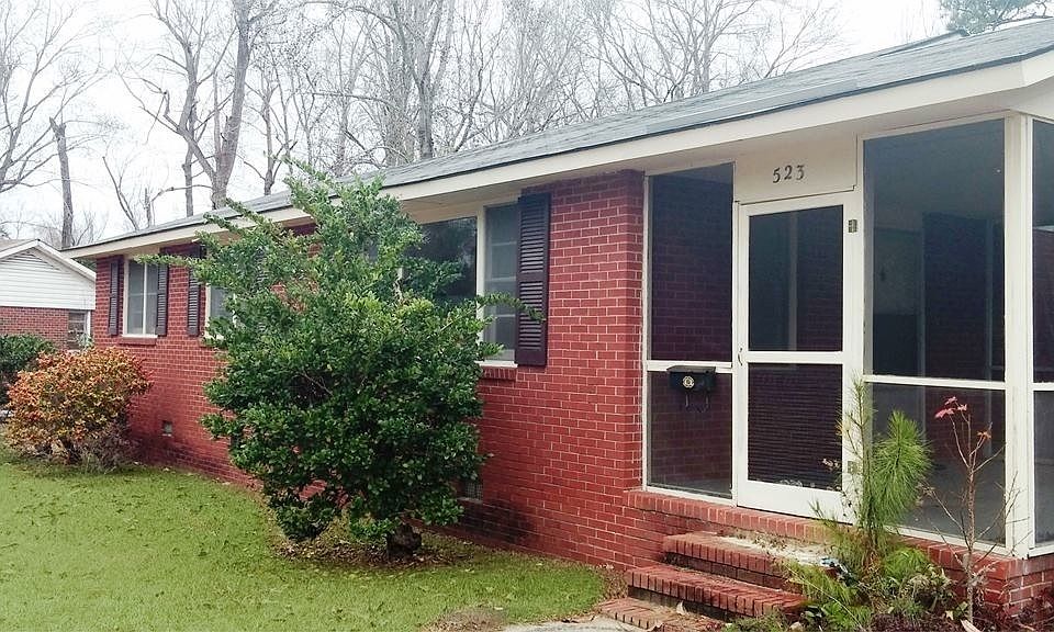 1st image of 523 Forest Cir