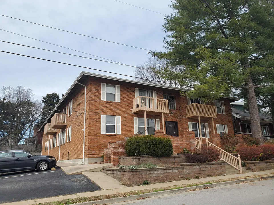 505 N Benton Ave