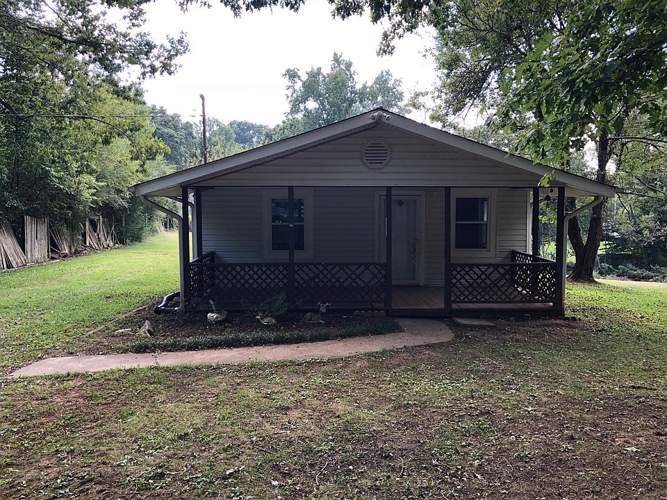 1st image of 219 Doris Ln