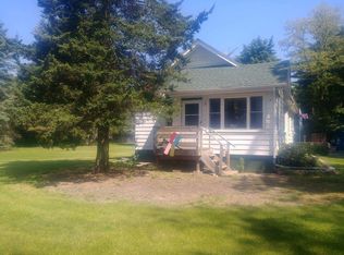 1900 Old Porter Rd, Porter, IN 46304