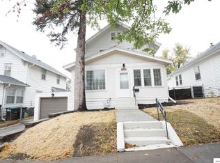 6070 Grant St, Omaha, NE 68104