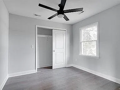 710 Oak Park Ave — Photo 15
