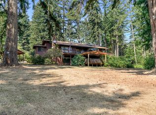950 Sweet Ln, Cottage Grove, OR 97424