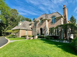 940 W James Ct S, Lake Forest, IL