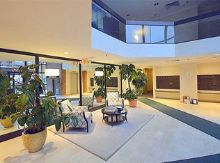 1 Ipswich Ave APT 120, Great Neck, NY 11021