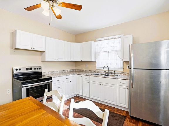 5th image of 30 W Xenia St