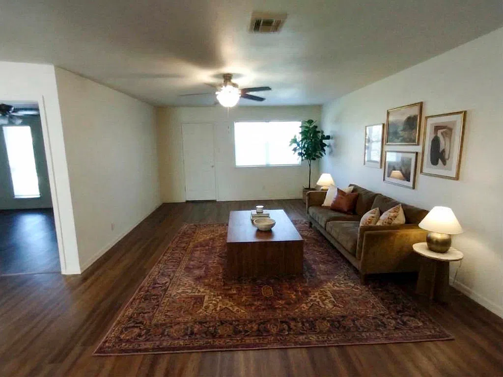 3 bed, 1028 sqft, $1,275 — Photo 4