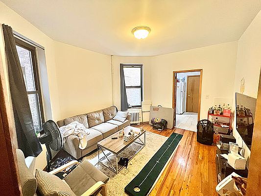 5th image of 679 9th Ave APT 3F