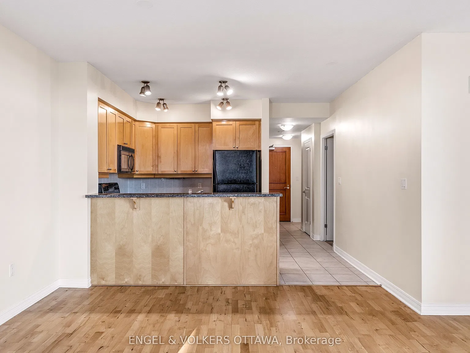 1 bed, $2,250 — Photo 4