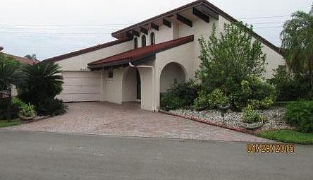 1st image of 8204 Pine Dr #39