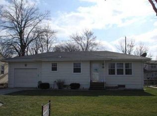 525 Memorial Dr, Grand Island, NE 68801