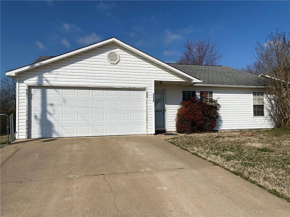 1st image of 22040 Dorothy Dr