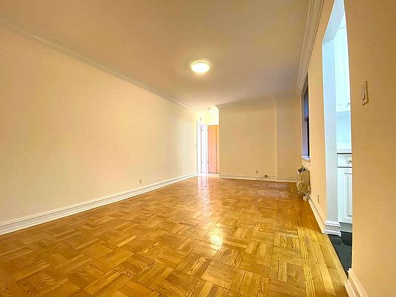 2nd image of 146 W 79th St #2D7