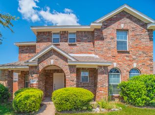 317 Quail Run Rd, Red Oak, TX 75154