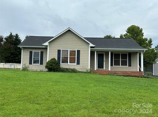 1454 Carlin Dr, Conover, NC 28613
