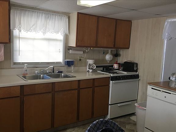 5th image of 3029 Lawndale Dr
