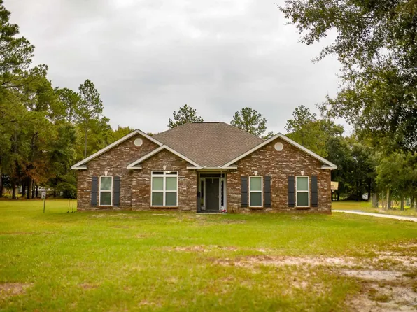 163 Emmy Ln, Flomaton, AL 36441