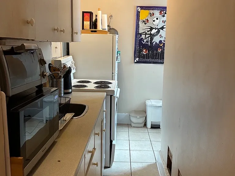 318 Cooper St #13 — Photo 7