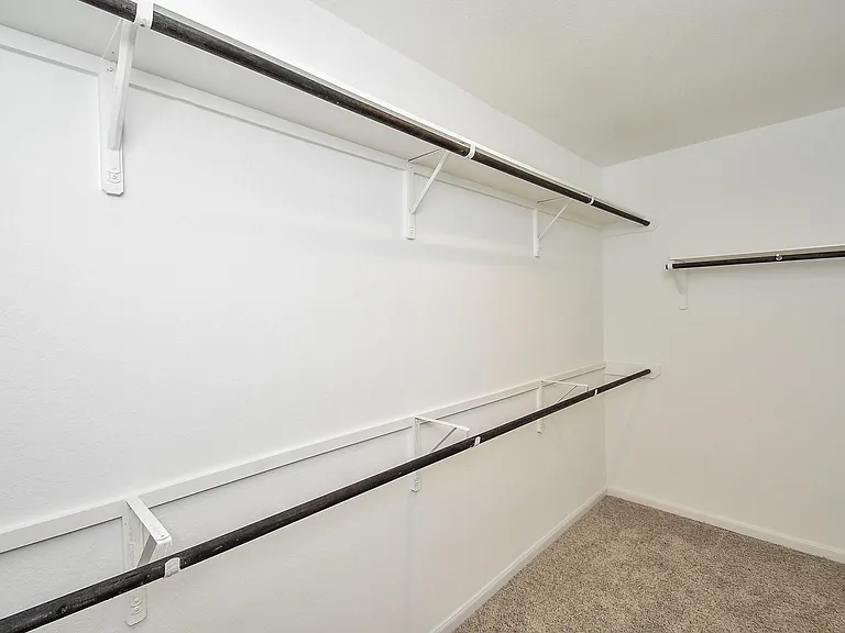 1427 Central Heights Dr — Photo 22