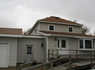 309 N 6th St, Ipswich, SD 57451