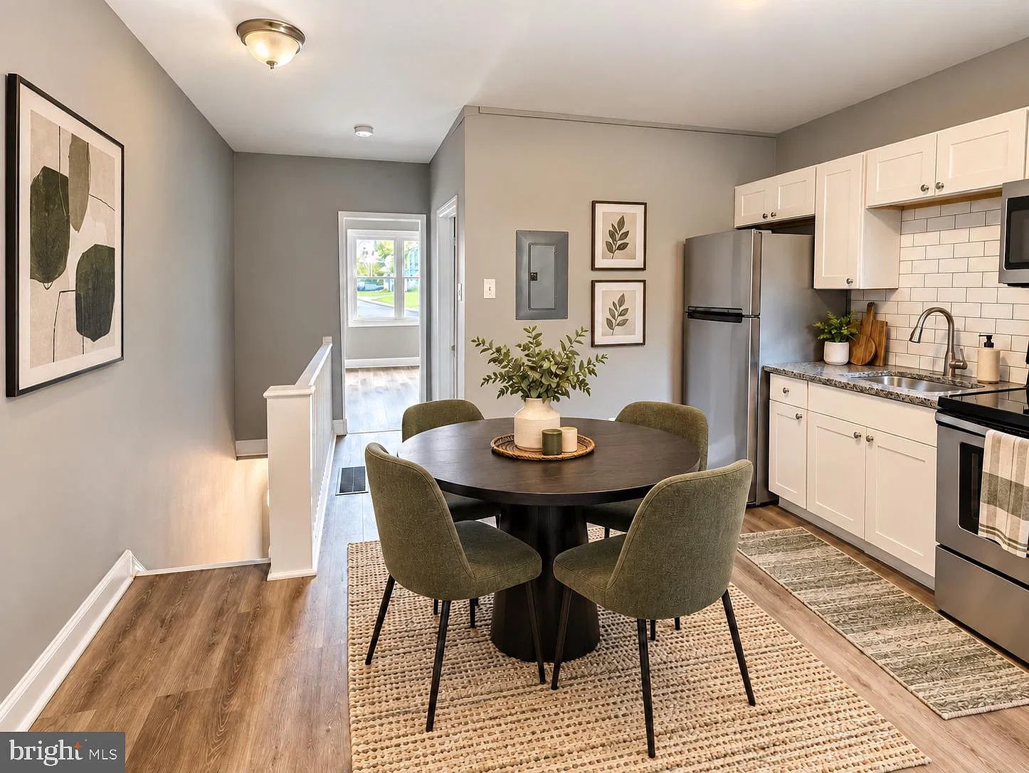 1 bed, 1.0 bath, 1380 sqft, $1,200 — Photo 1