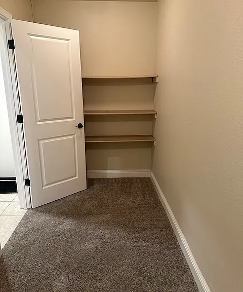 1944 Cooper Dr — Photo 6
