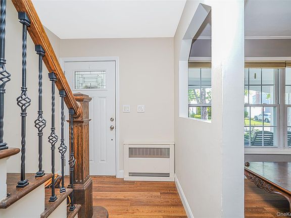 4th image of 106 Lander Avenue