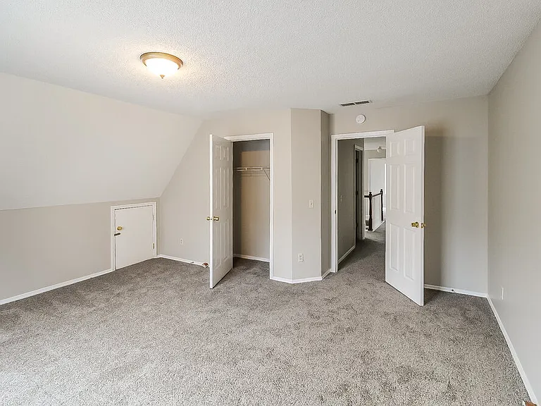 1015 Redan Trce — Photo 13