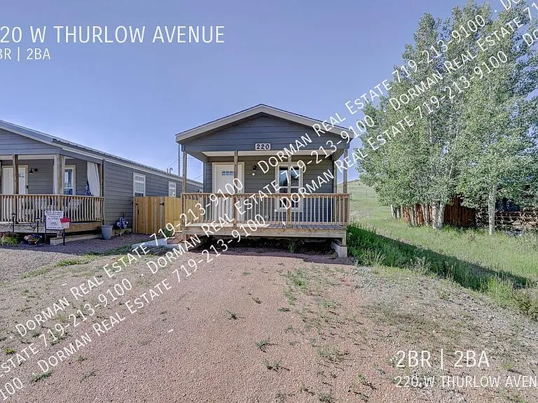 220 W Thurlow Ave — Photo 1