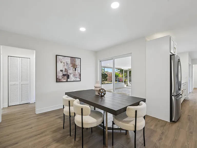 6735 Keystone Dr — Photo 7