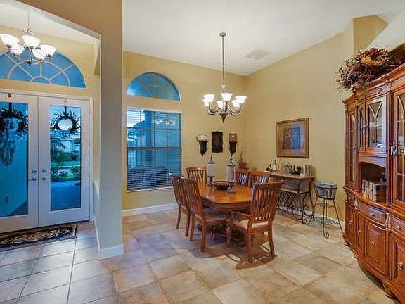 3rd image of 2881 Grazeland Dr