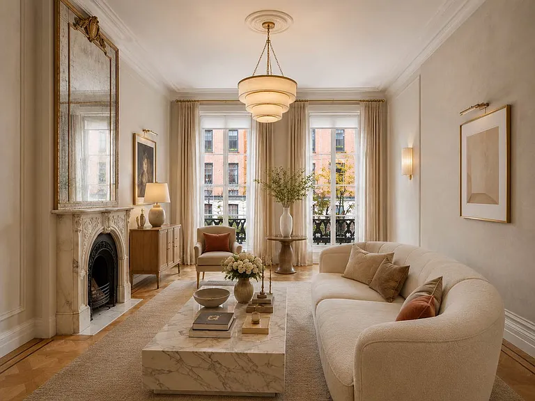 136 W 11th St #PARLOR — Photo 4