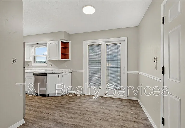 5527 S Kealing Ave — Photo 6