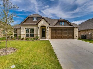 543 Hay Meadow Dr, Waxahachie, TX 75165